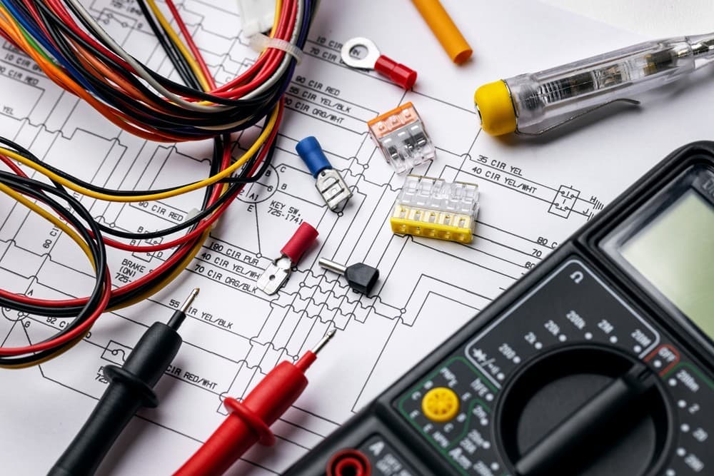 Somos tu empresa de electricidad, calefacción y fontanería